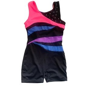 Girls gymnastics leotard, sm 6/6x, black, pink, blue, purple, shorts